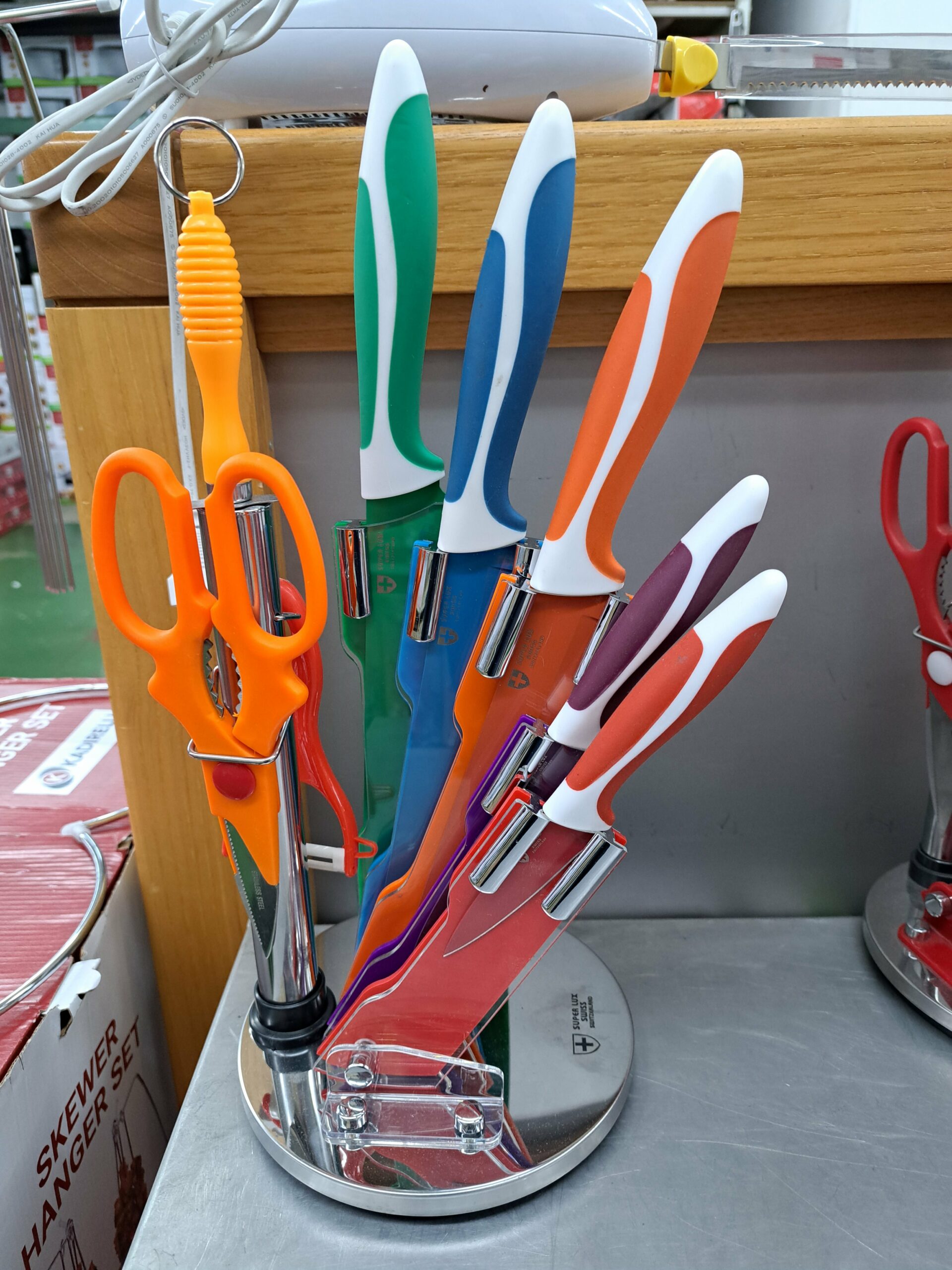 Socle multicolore plastique