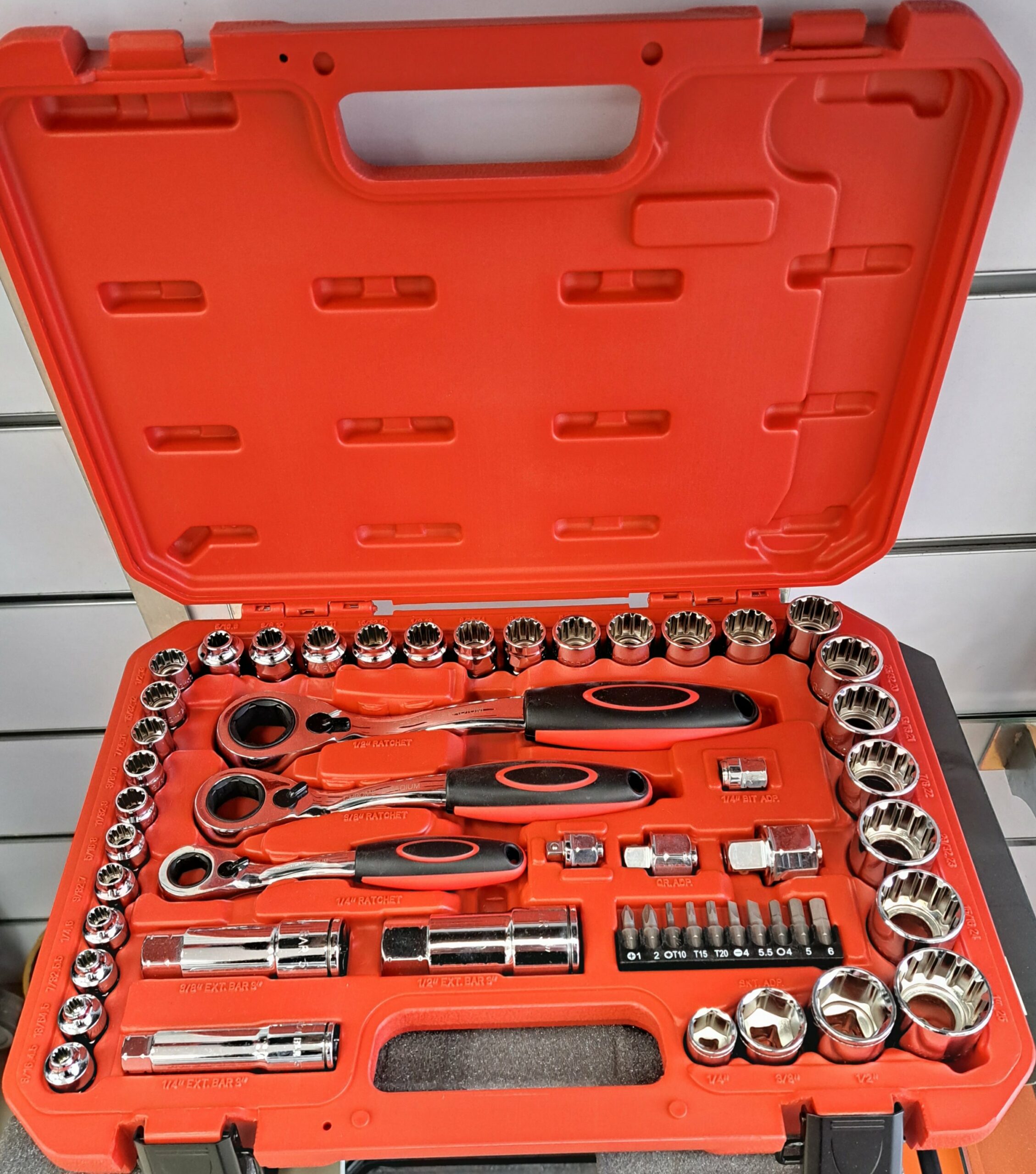 Caisse 52pcs - Douille Traverssante