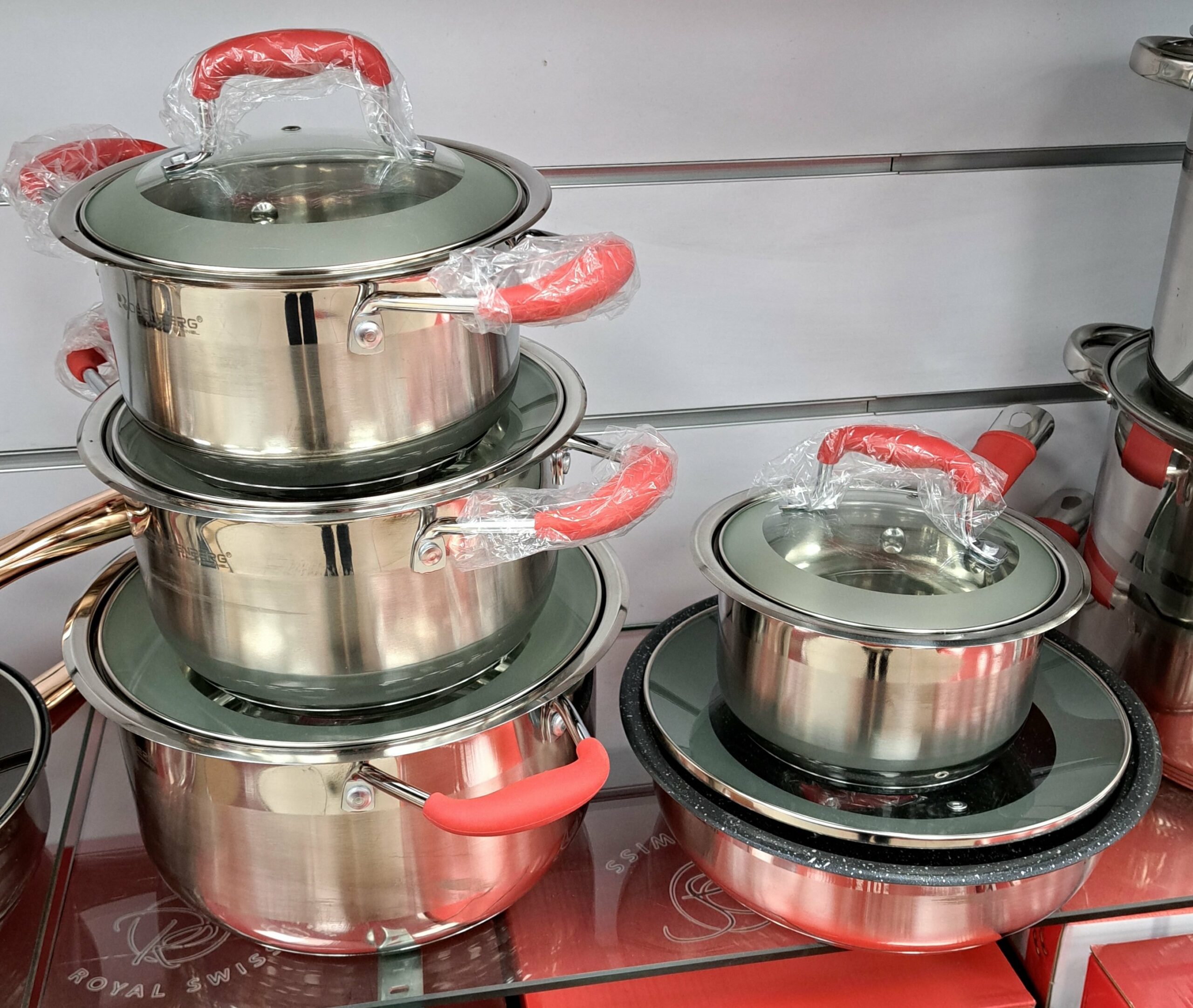 Batterie de cuisine 10pcs inox rouge