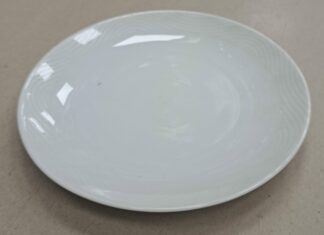 Petite assiette en porcelaine