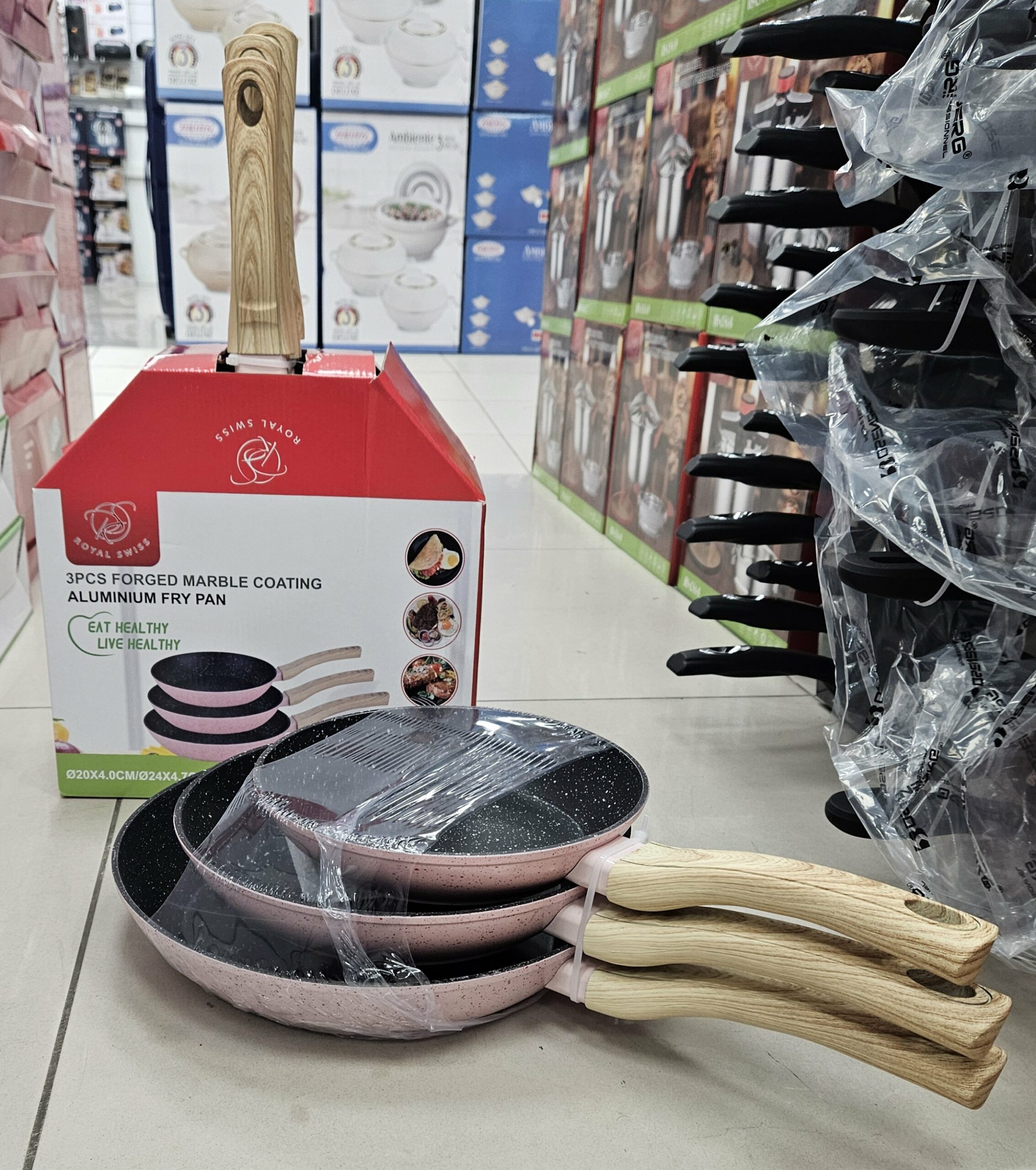 Poele 3pcs rose manche bois 20cm/24cm/28cm RS