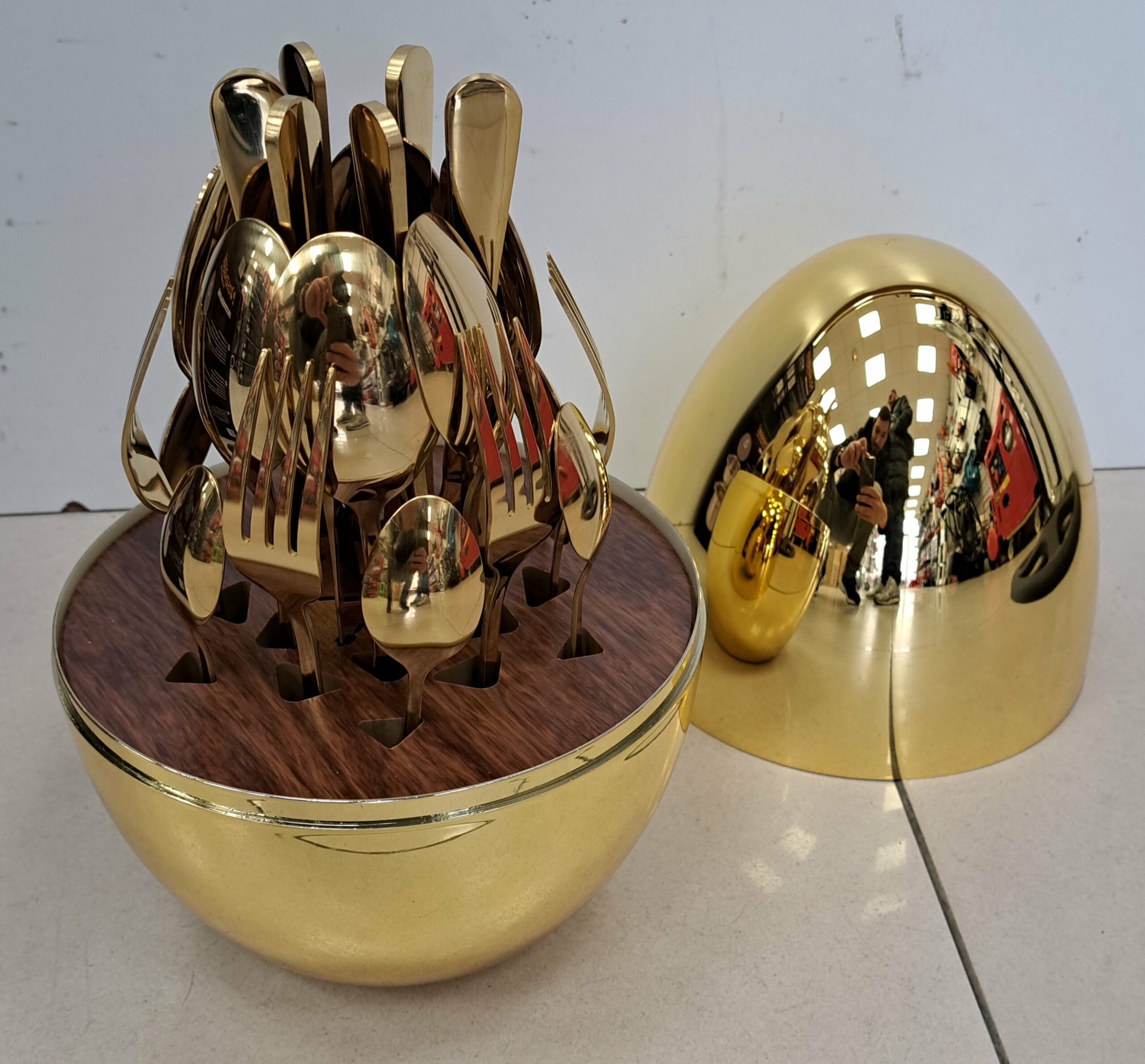 Menagere 24pcs - oeuf or