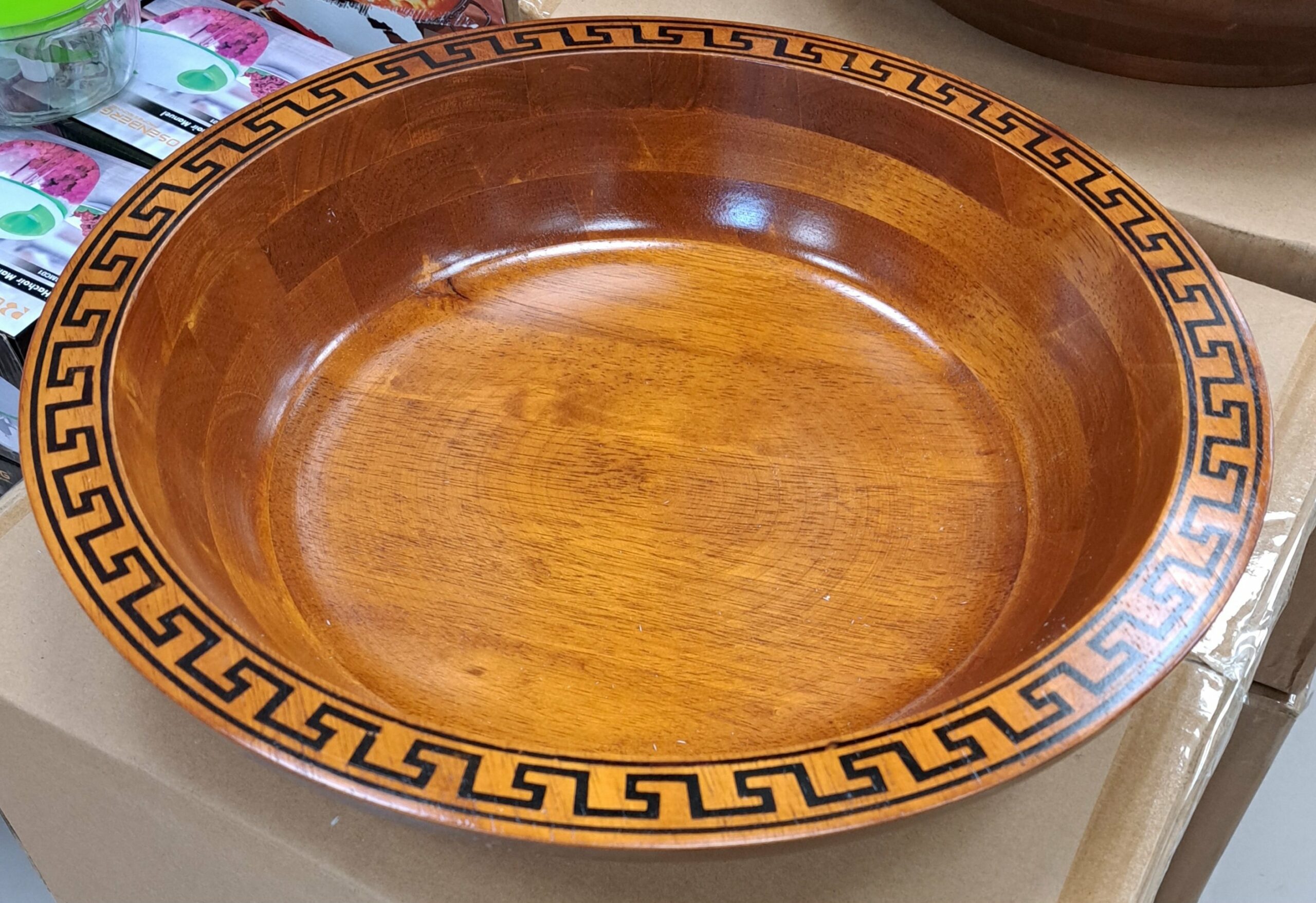 Plat en bois 16"