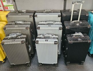 Valise ABS sans ZIP - fermeture à clapet