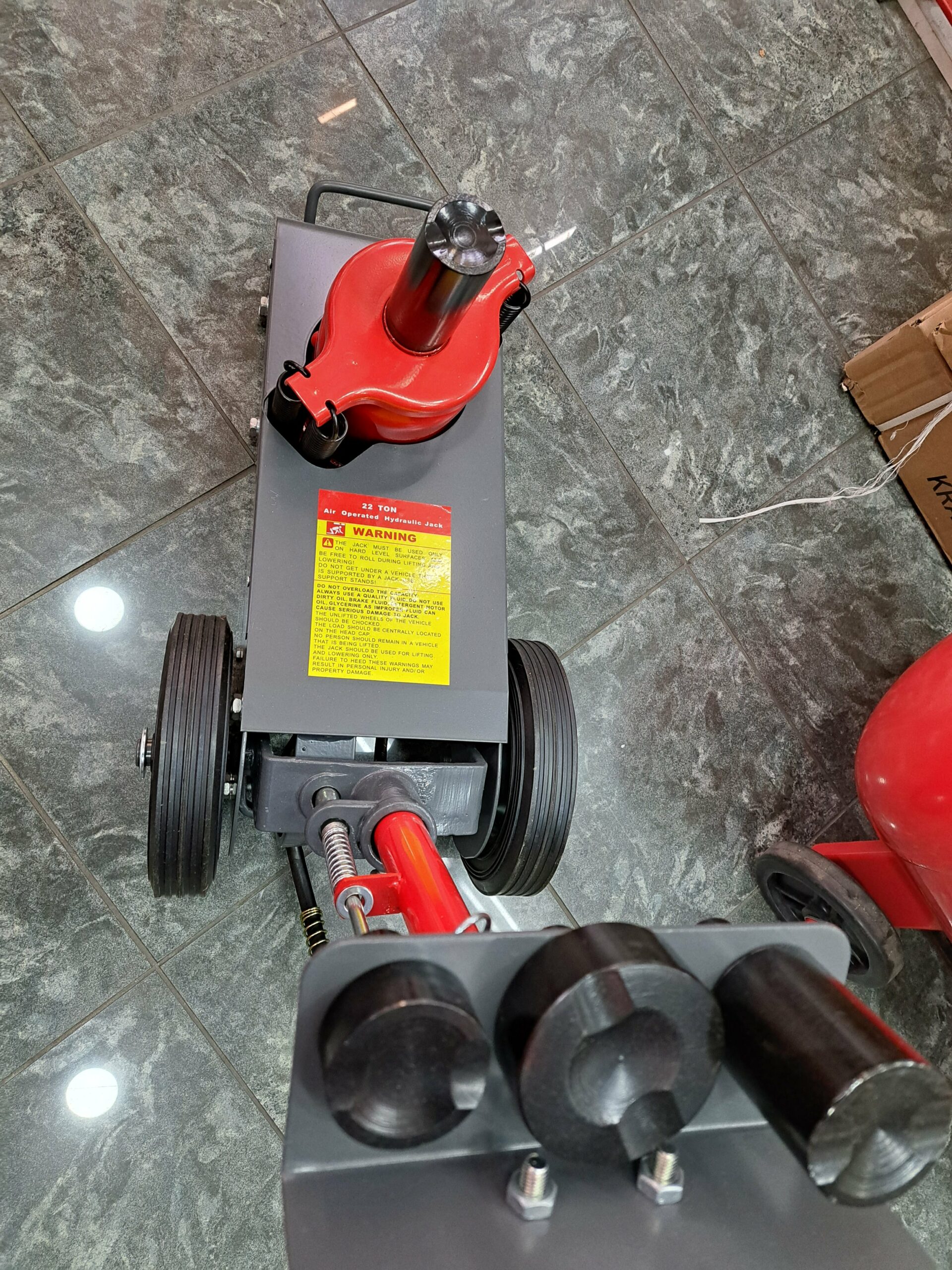 Cric Pneumatique 22t - Outillage professionnel