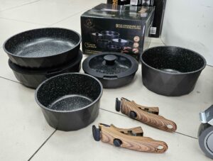 Batterie de Cuisine 9 Pièces - Noir