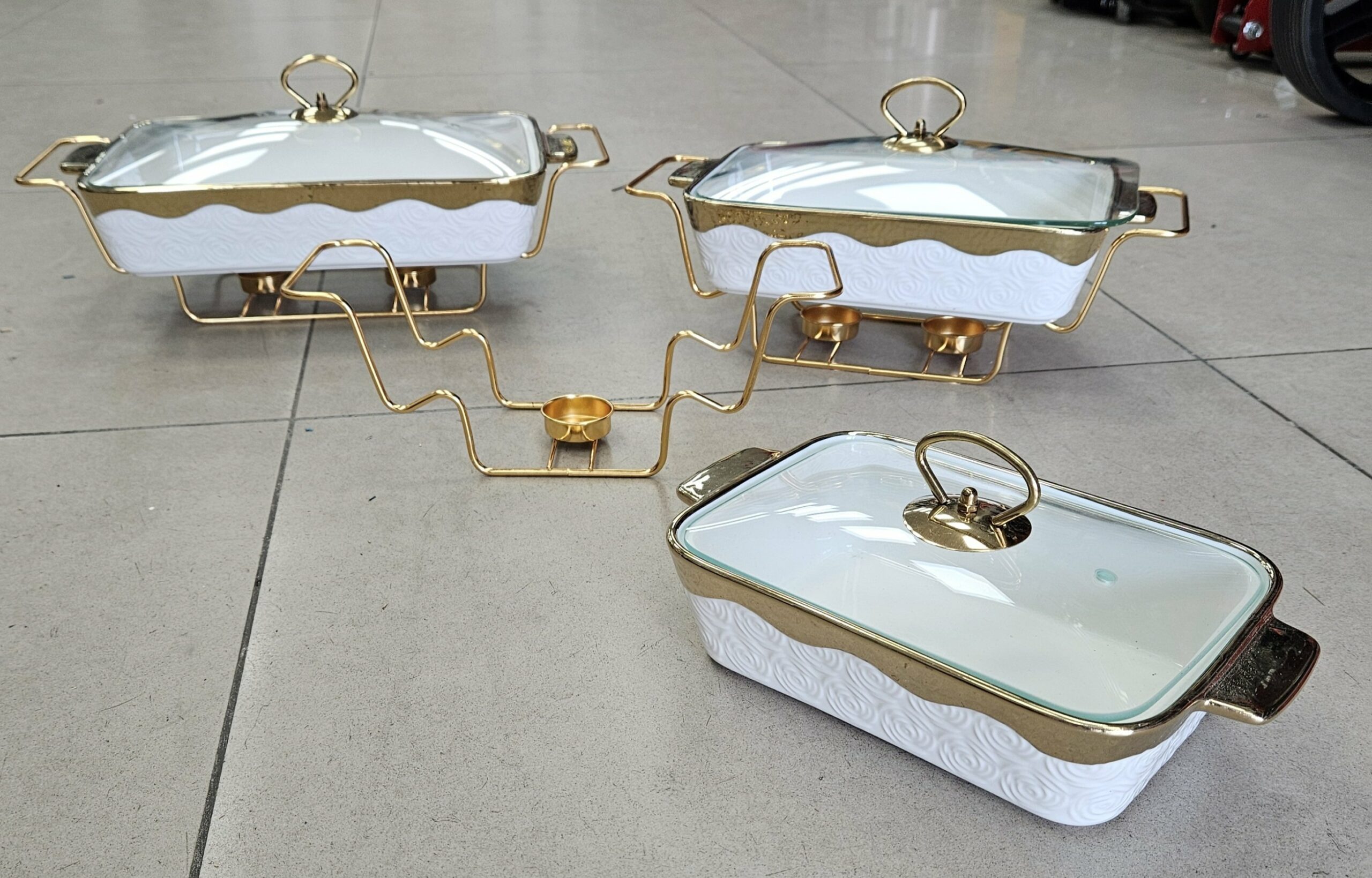 Plat en porcelaine 3pcs + support garde au chaud - Gold - YS-T74