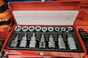 Caisse à outils 16pcs