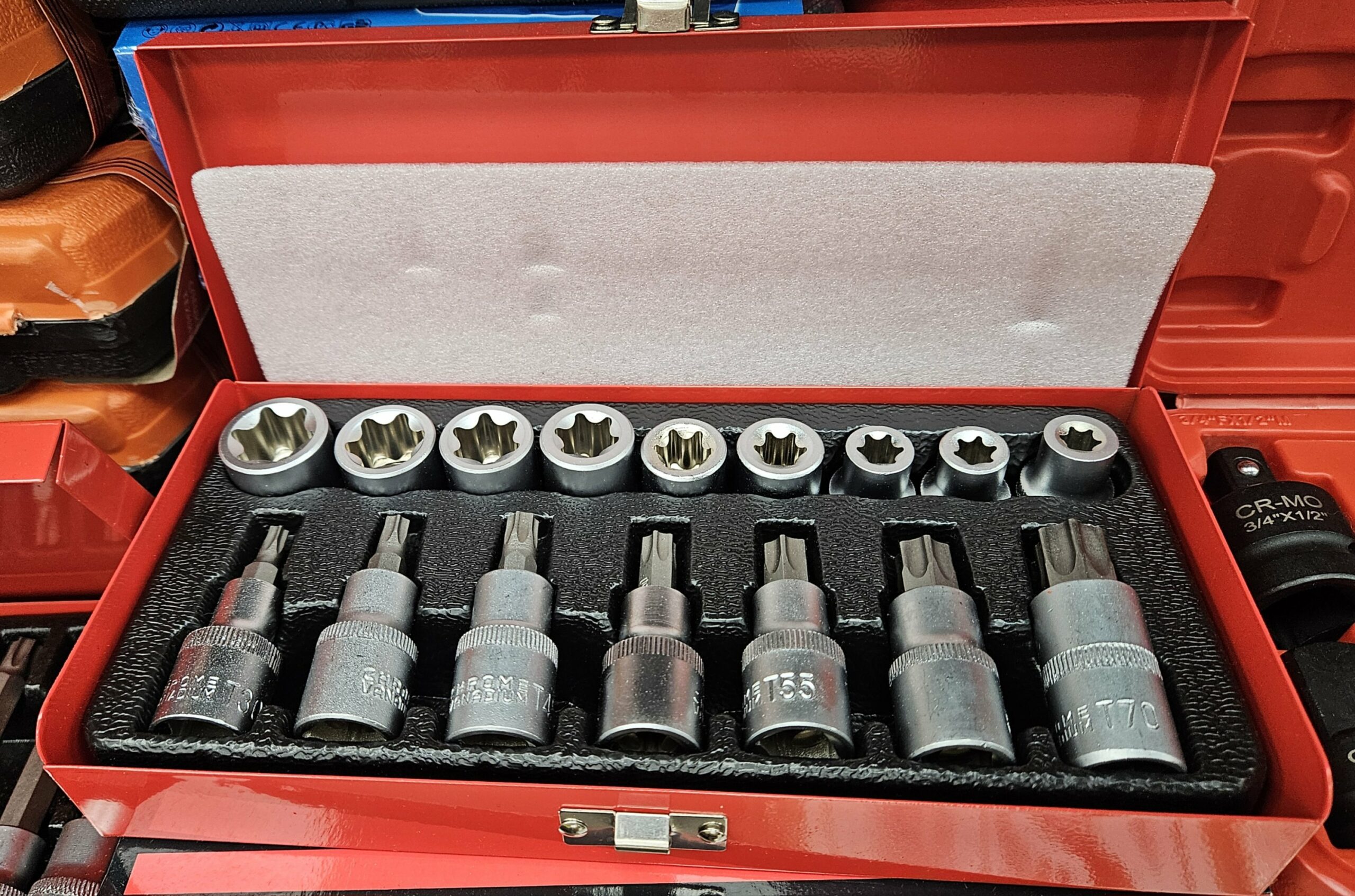 Caisse à outils 16pcs