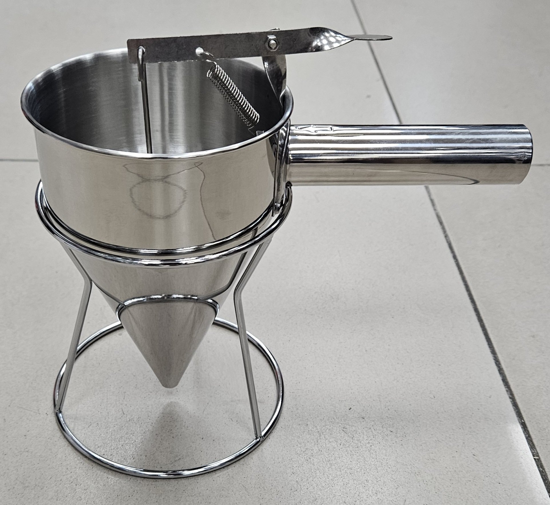 Distributeur de pâte en inox
