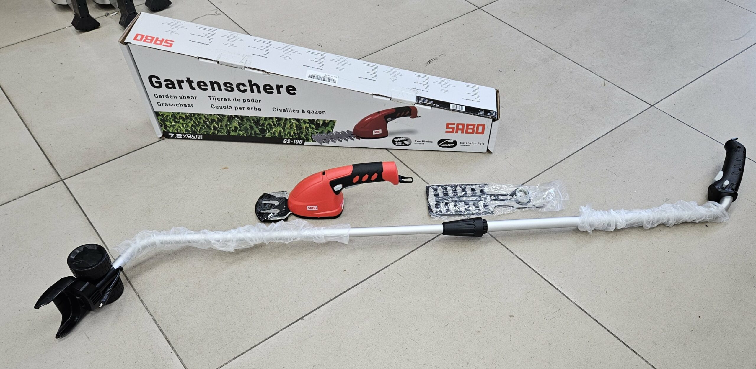 Cisaille à gazon électrique