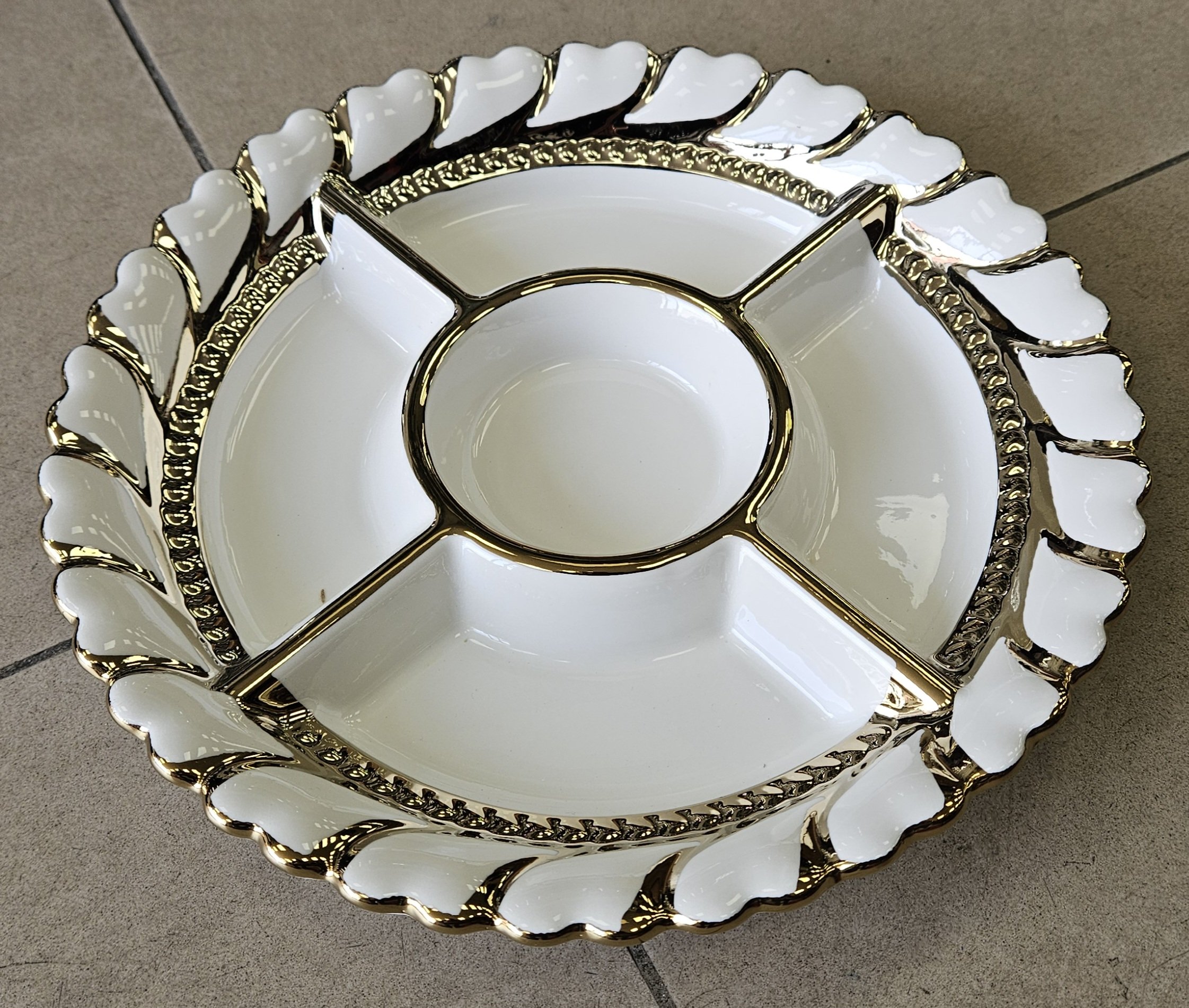 Plat de présentation en porcelaine- YS-T05