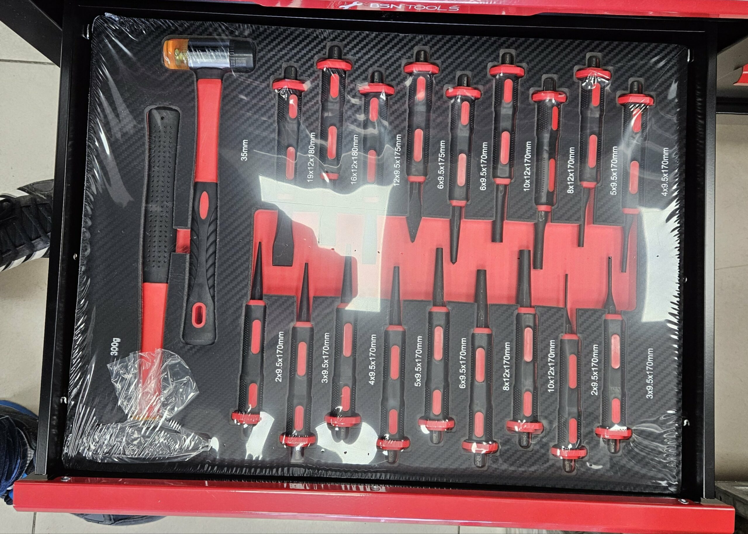 Servante d'atelier avec établie en bois - 359pcs