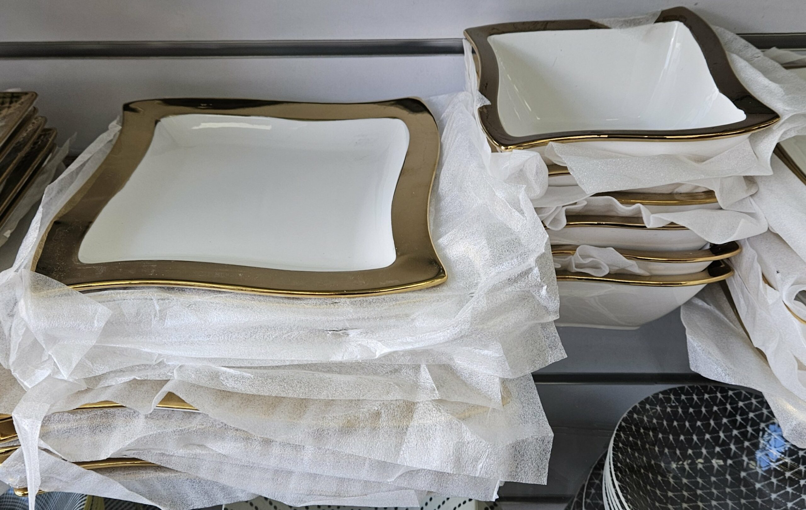 Service en porcelaine 18pcs - Carré - YS-T40