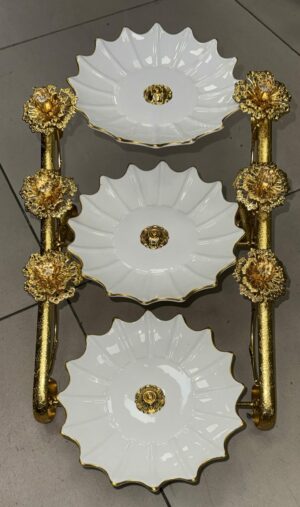 Presentoir 3 Etage Rond en porcelaine + Inox Gold