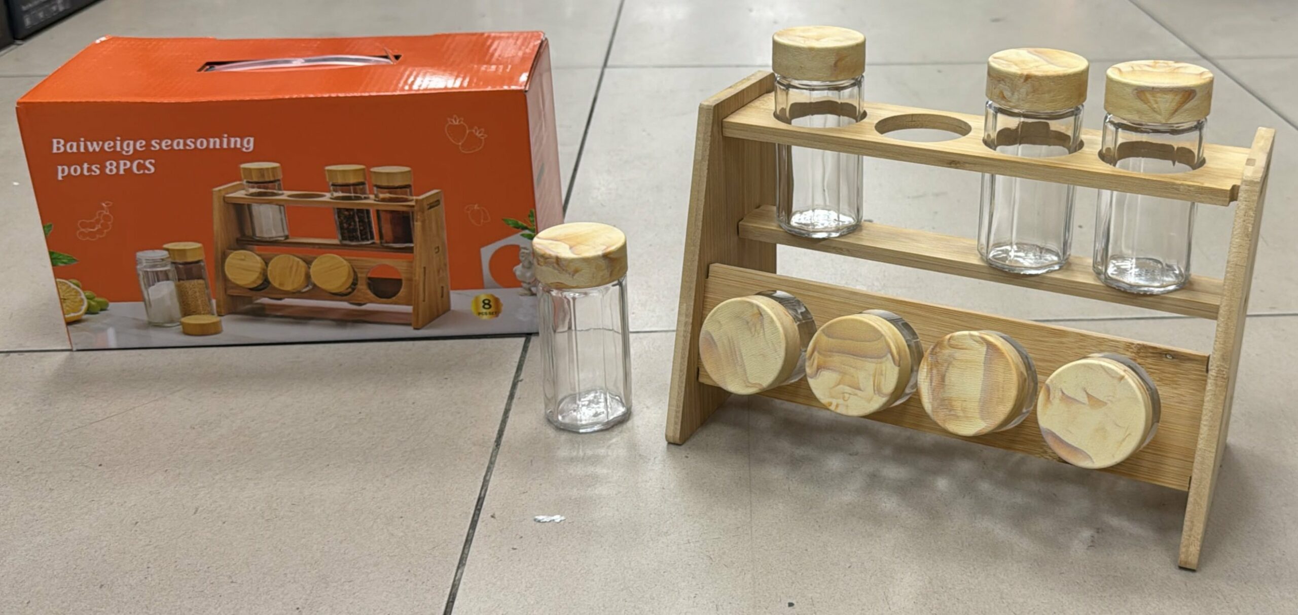 Pot à épices 8pcs en Bois