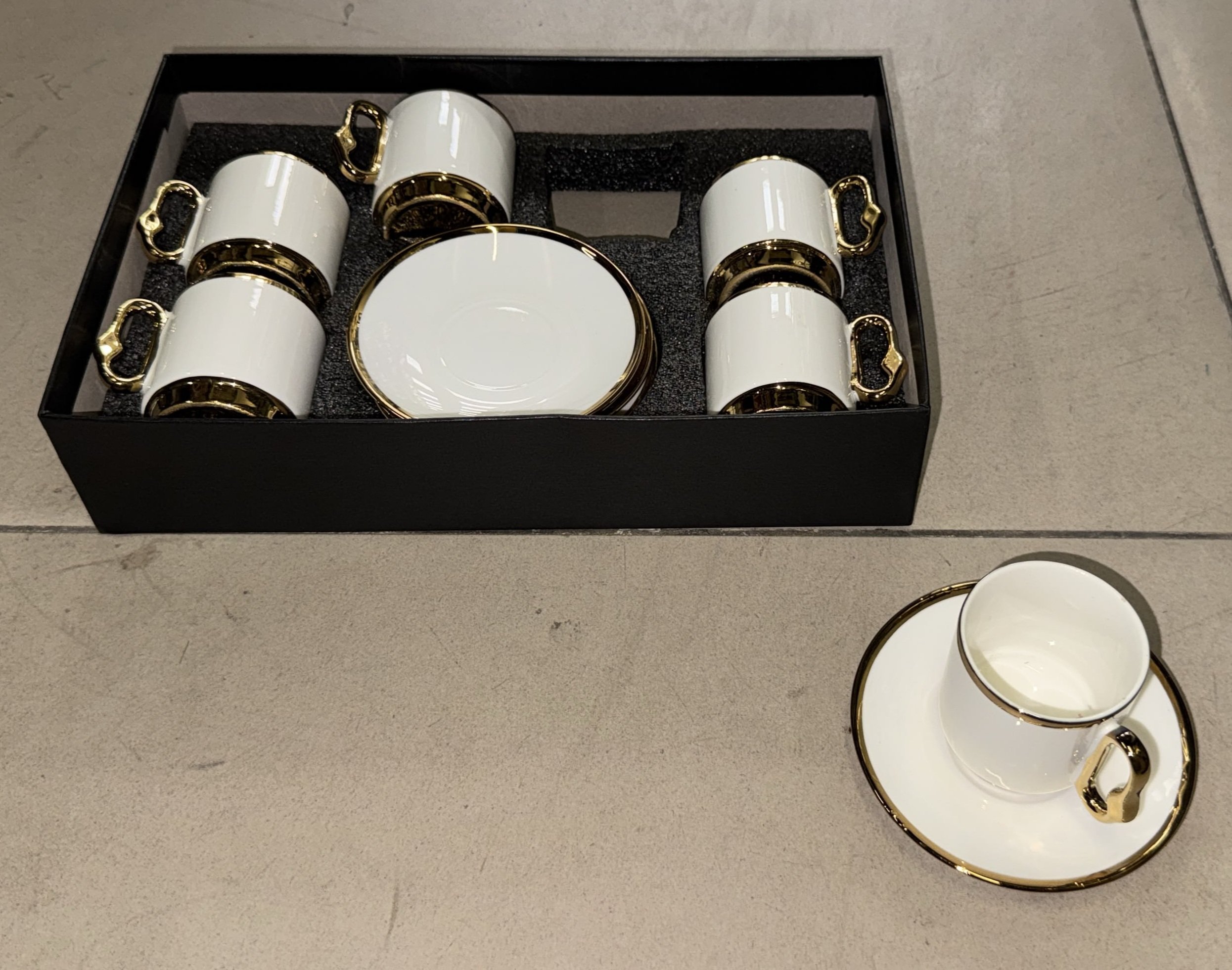 Service à café 12pcs en Porcelaine - YS-CR16